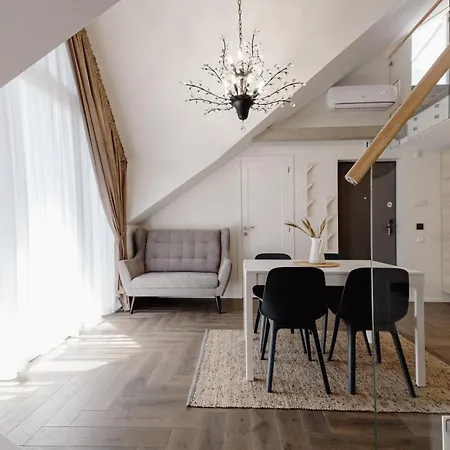 Hill Garden Terrace Lejlighed Palanga